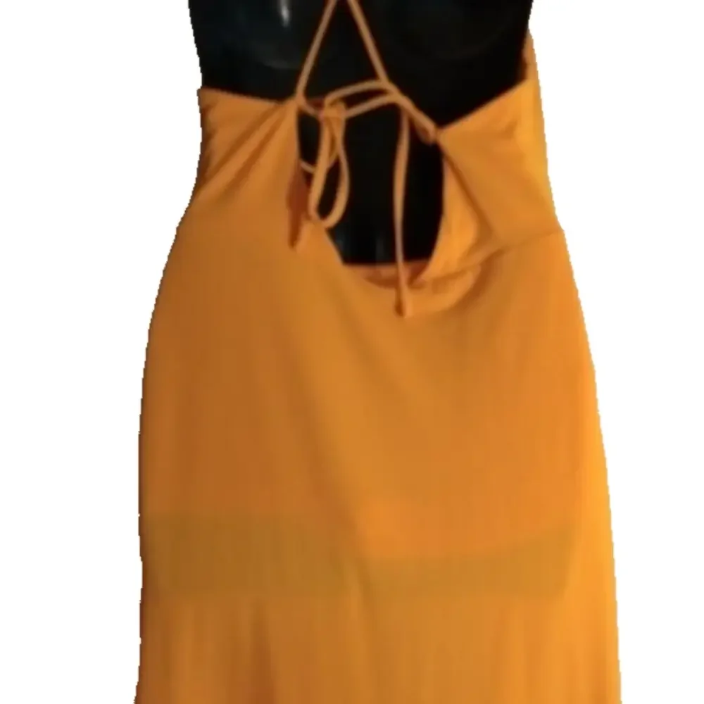 Express golden yellow maxi dress. Size medium. Beautiful color for Summer. - Picture 8 of 11